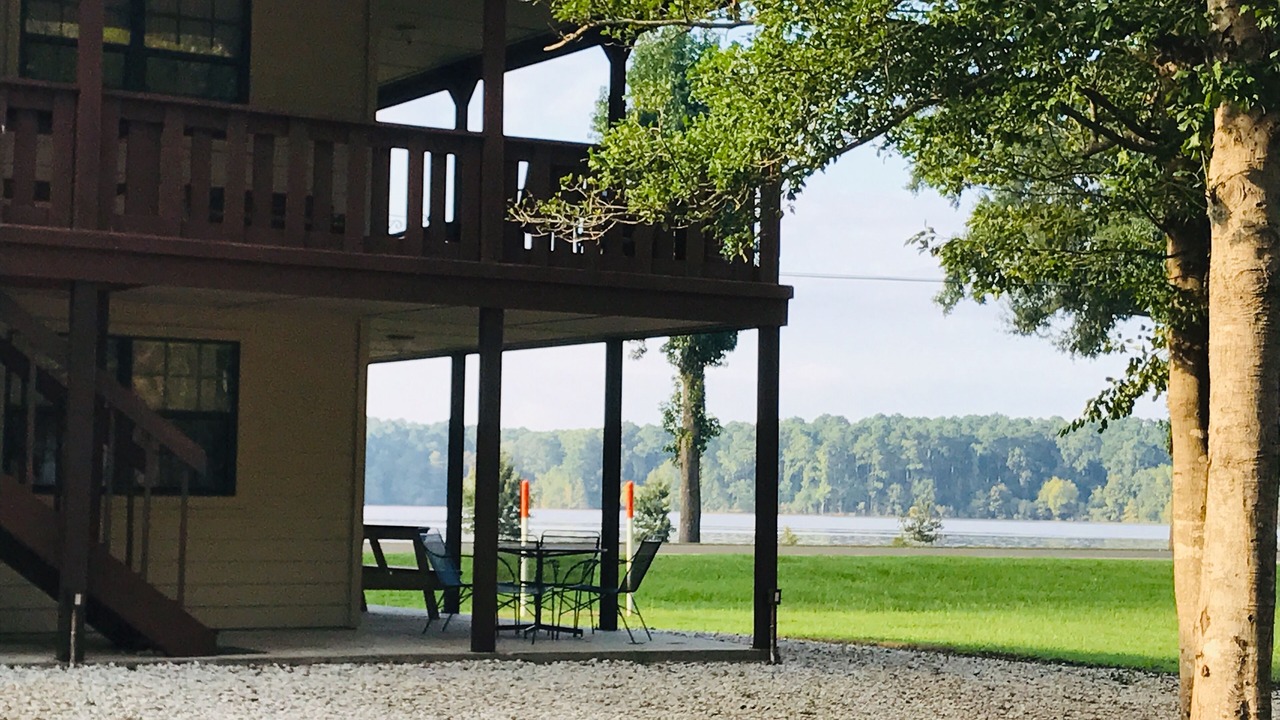 Photo of Outdoor in Milam