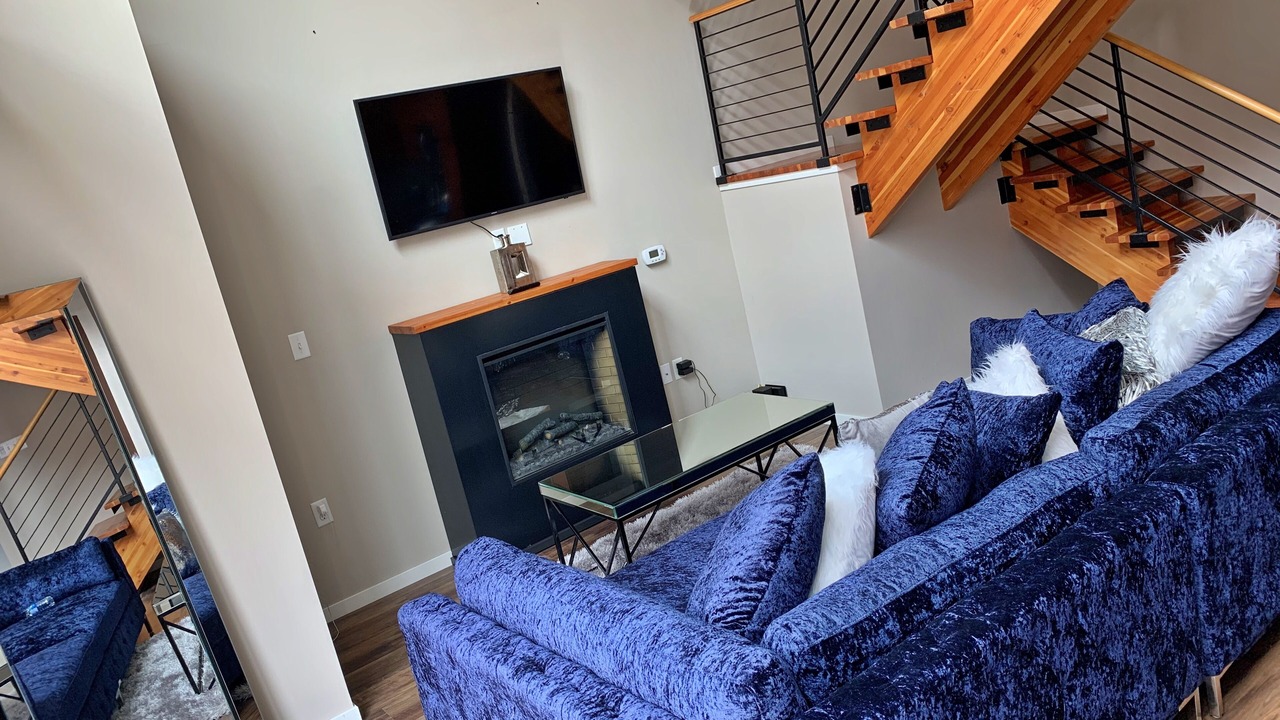 Photo of Livingroom in DeBaliviere Place