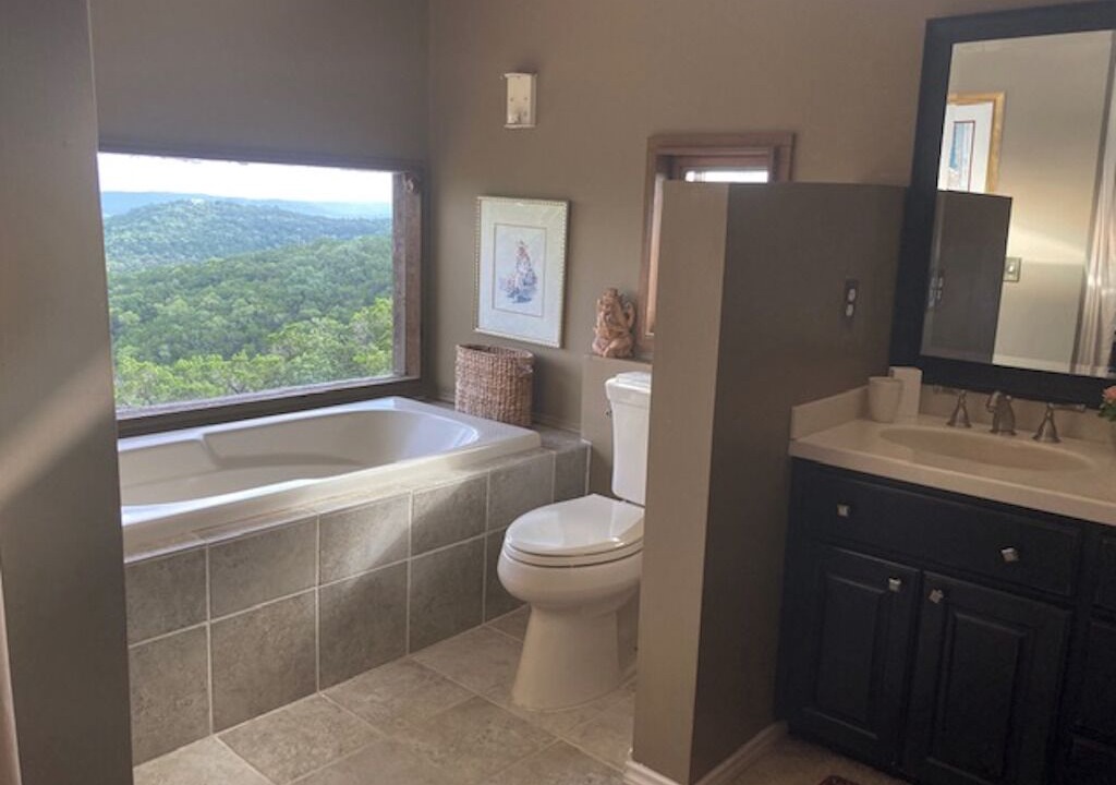 Photo of Bathroom in Pipe Creek