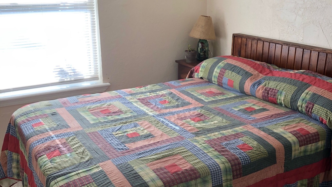 Photo of Bedroom in Kaw City