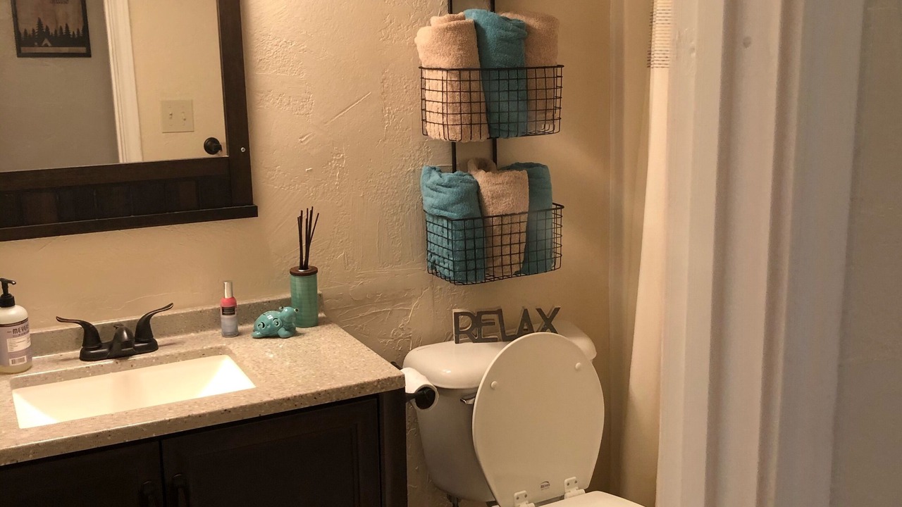 Photo of Bathroom in Kaw City