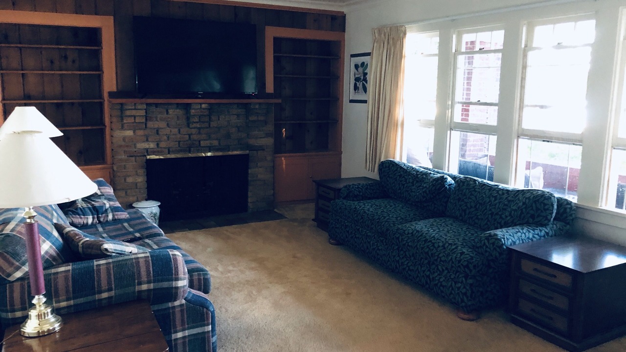 Photo of Bedroom in Honor
