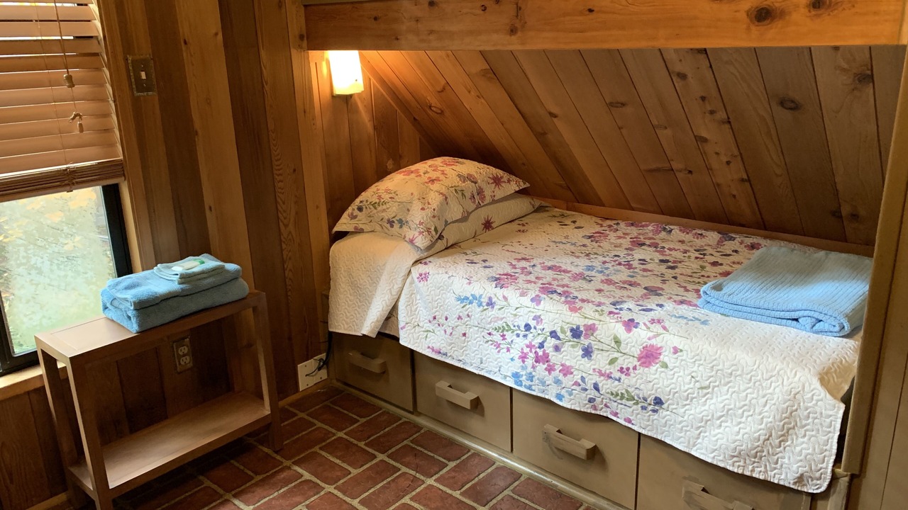 Photo of Bedroom in Merlin