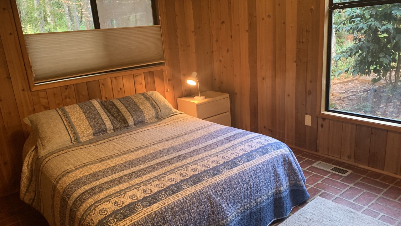 Photo of Bedroom in Merlin