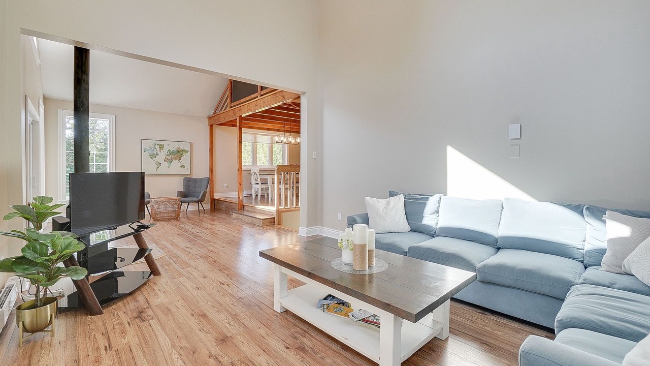 Photo of Livingroom in Papineau Regional County Municipality
