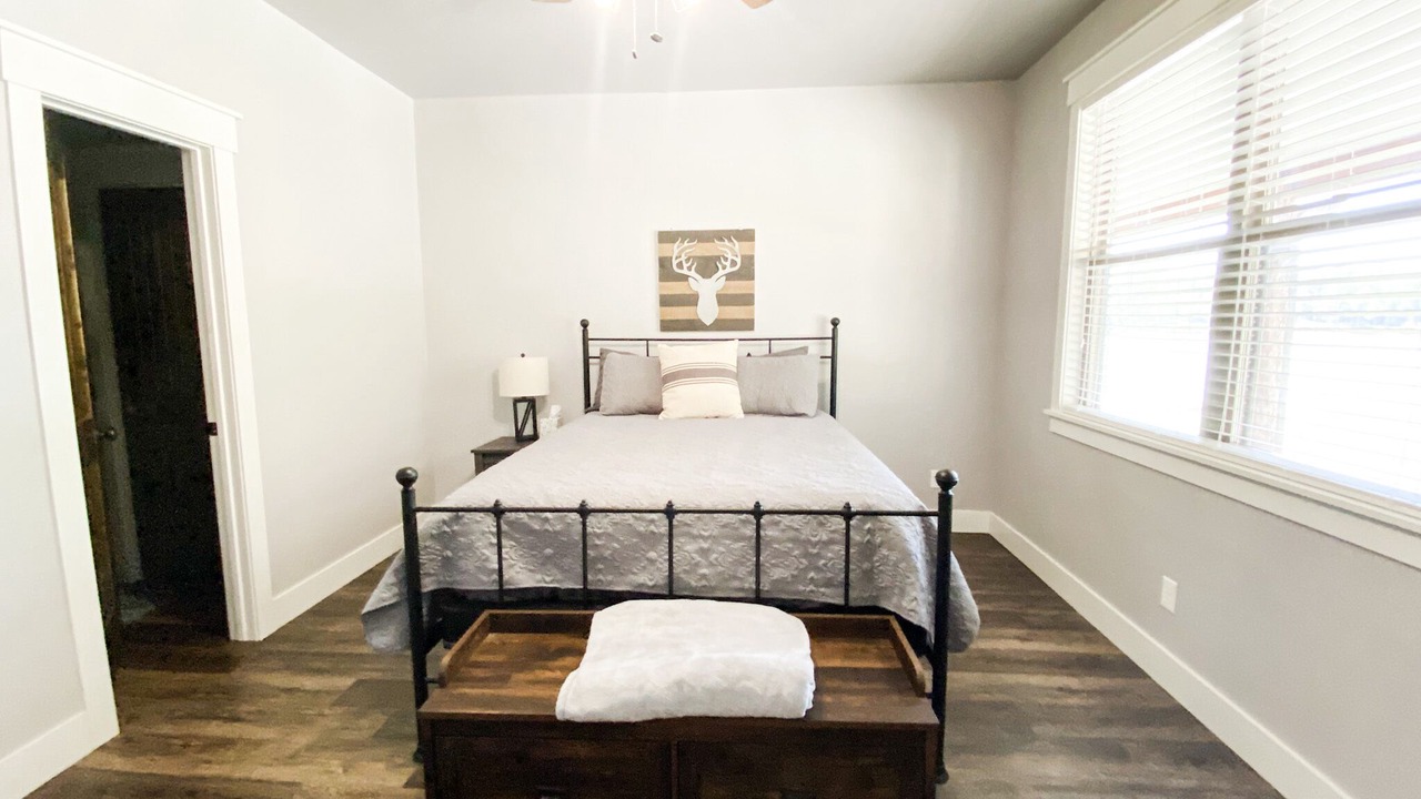 Photo of Bedroom in Gowen