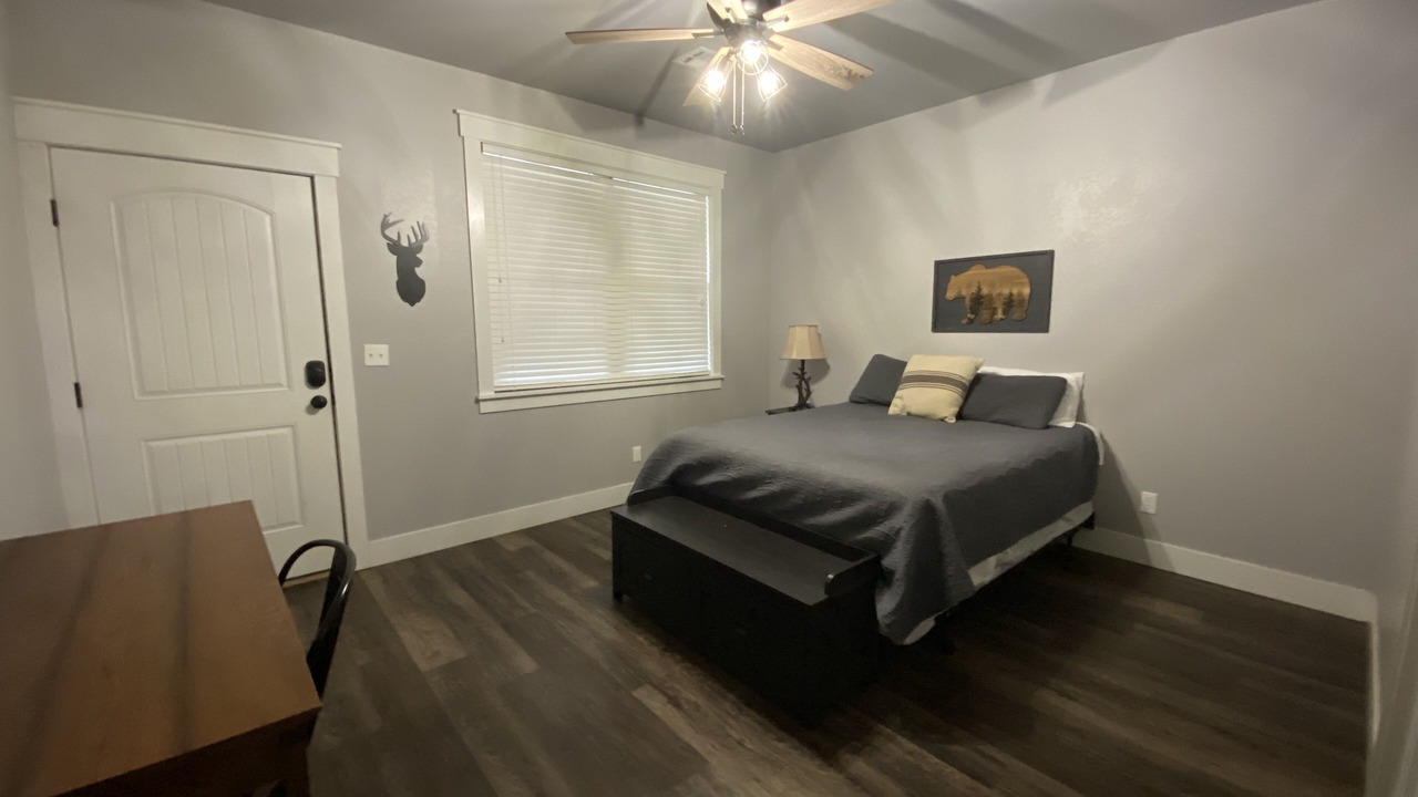 Photo of Bedroom in Gowen