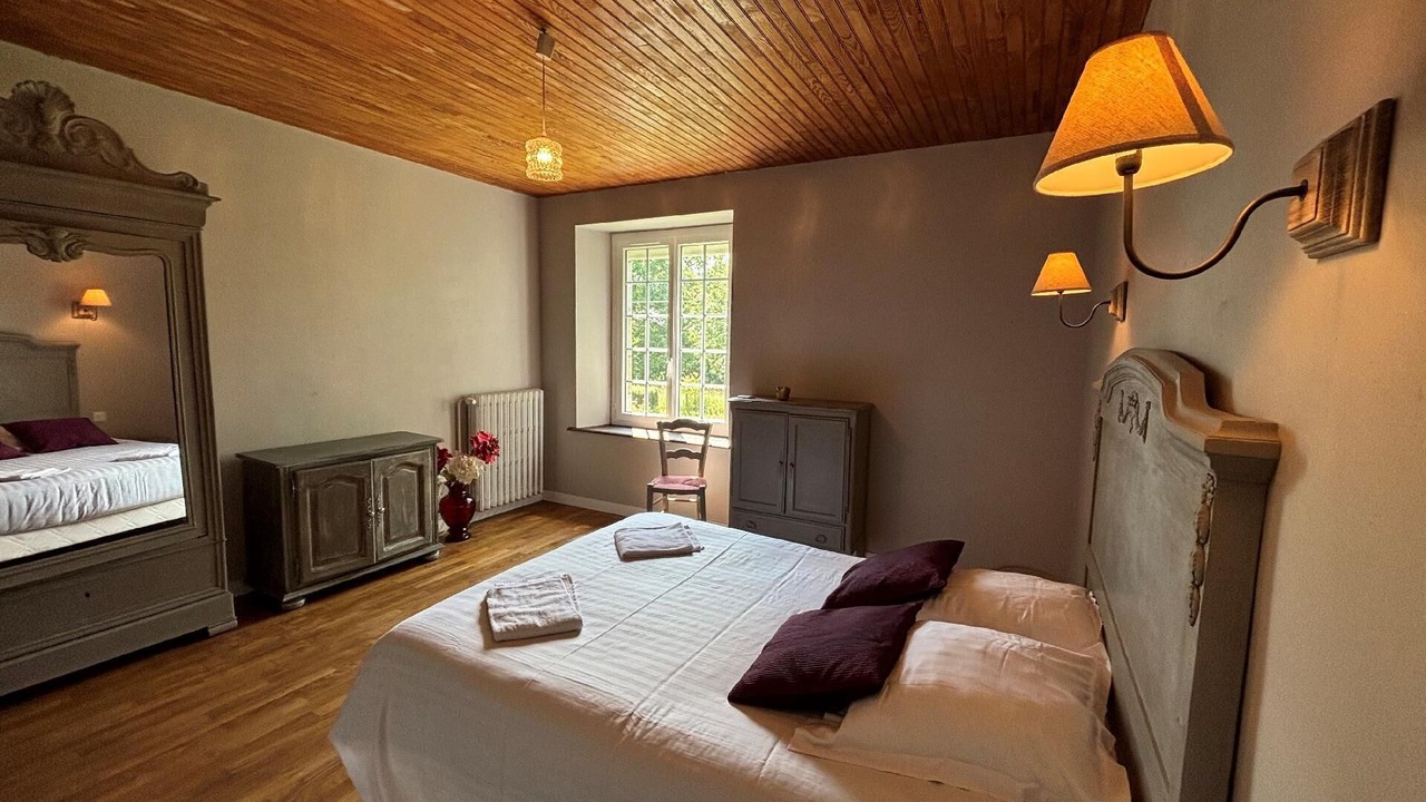 Photo of Bedroom in Saint-Etienne-en-Cogles
