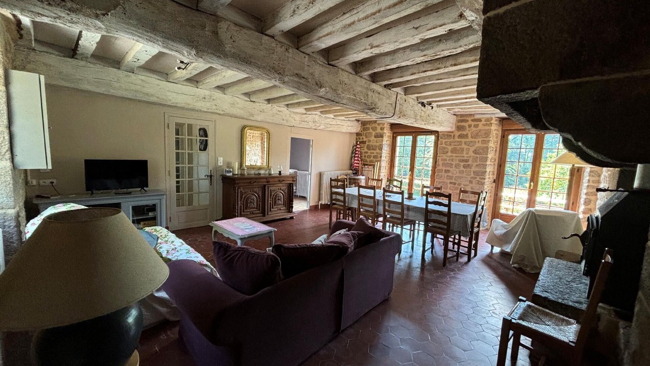 Photo of Livingroom in Saint-Etienne-en-Cogles