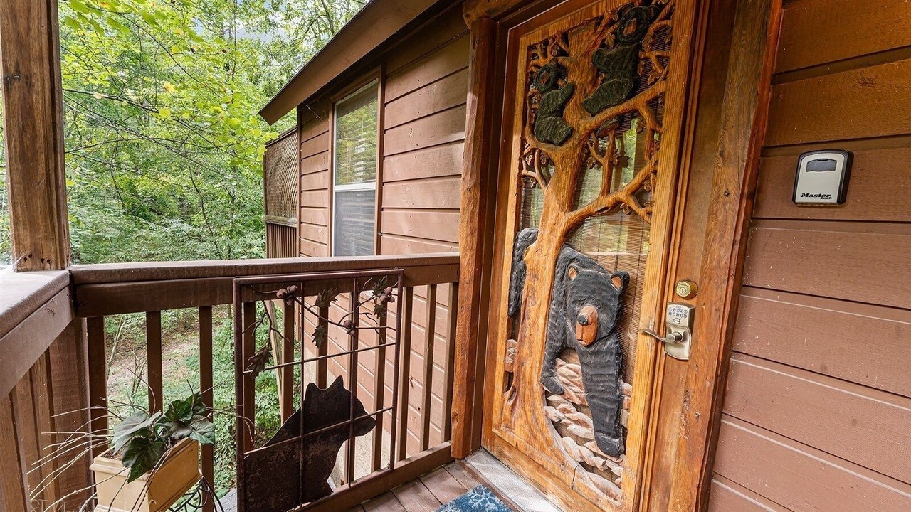 Photo of Others in Pigeon Forge