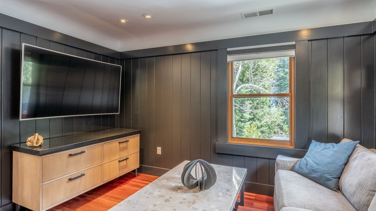 Photo of Livingroom in Homewood