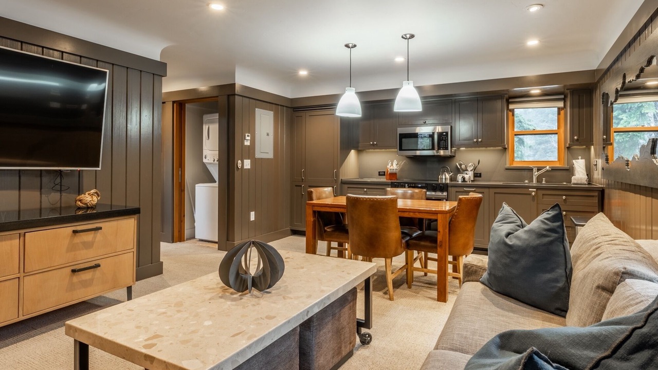 Photo of Livingroom in Homewood