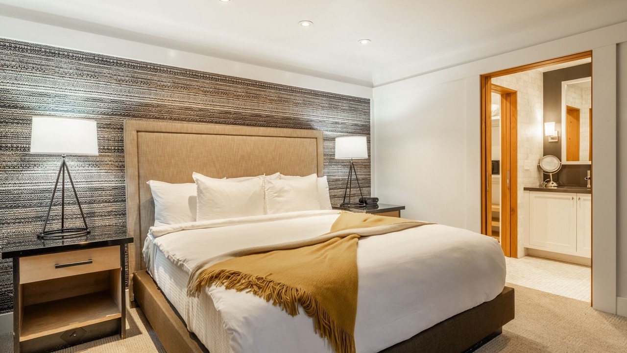 Photo of Bedroom in Homewood