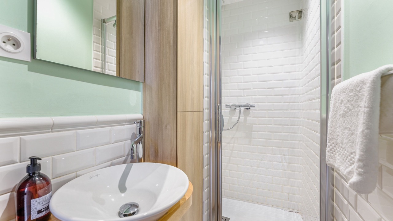 Photo of Bathroom in Decre-Cathedrale