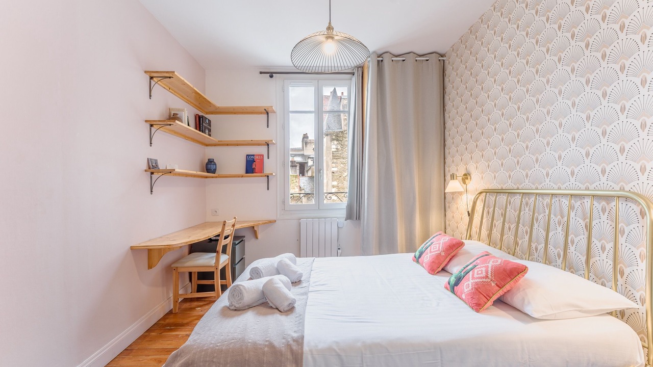 Photo of Bedroom in Decre-Cathedrale