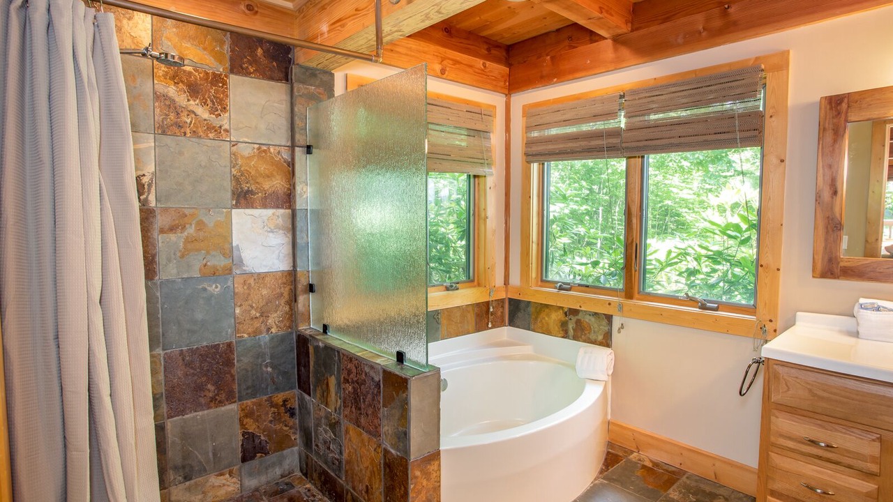 Photo of Bathroom in Todd