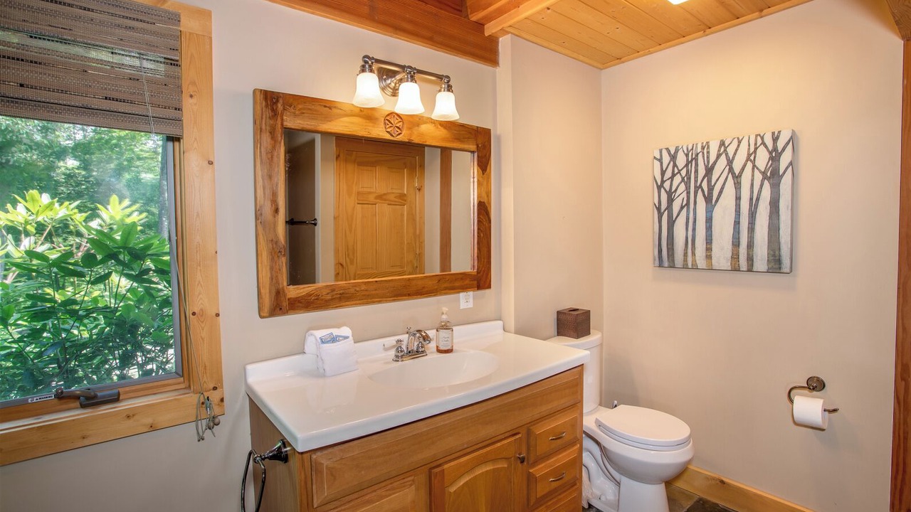 Photo of Bathroom in Todd