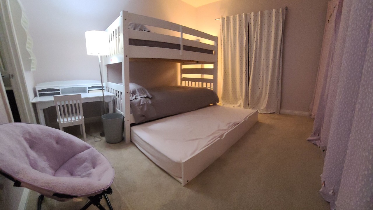 Photo of Bedroom in Murrieta Hot Springs