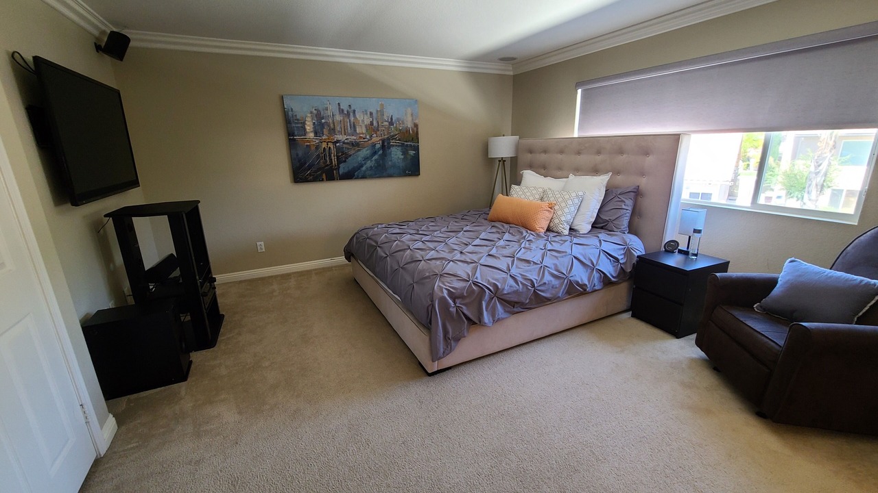Photo of Bedroom in Murrieta Hot Springs