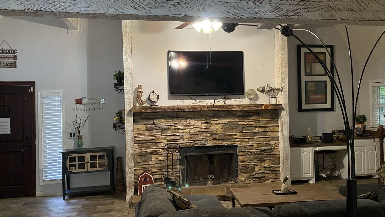 Photo of Livingroom in Dennis