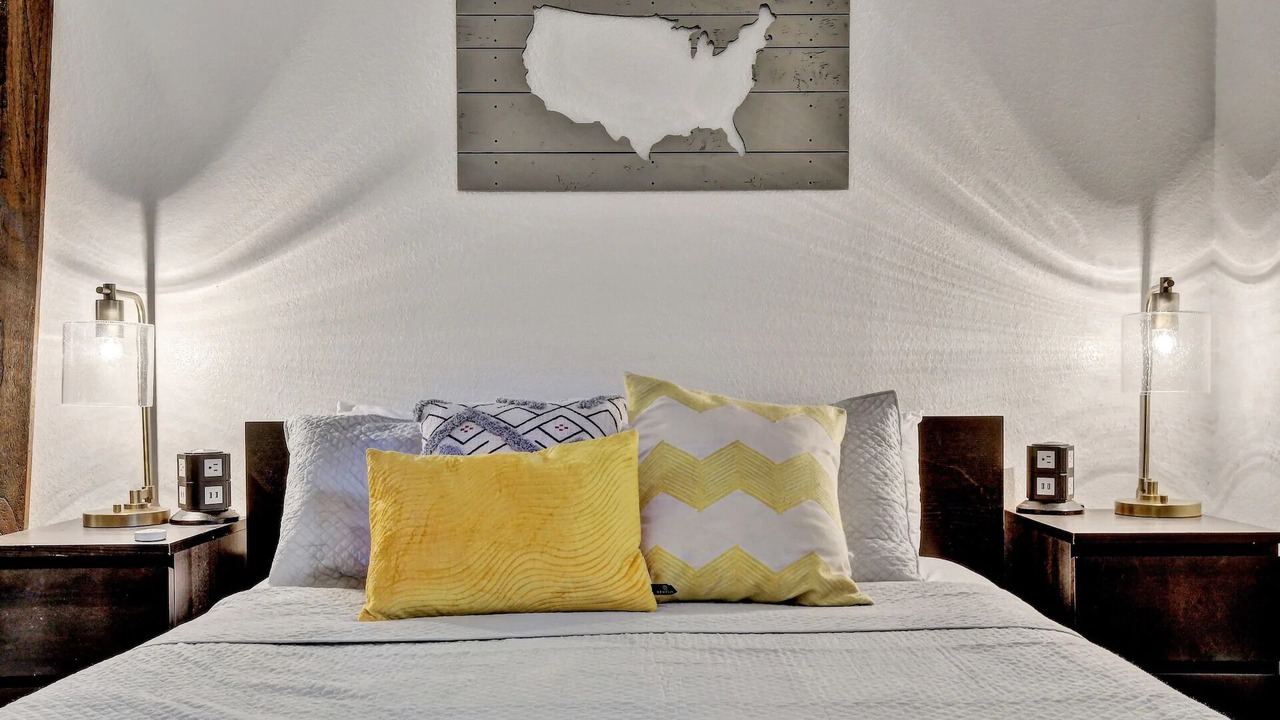 Photo of Bedroom in Hyde Park