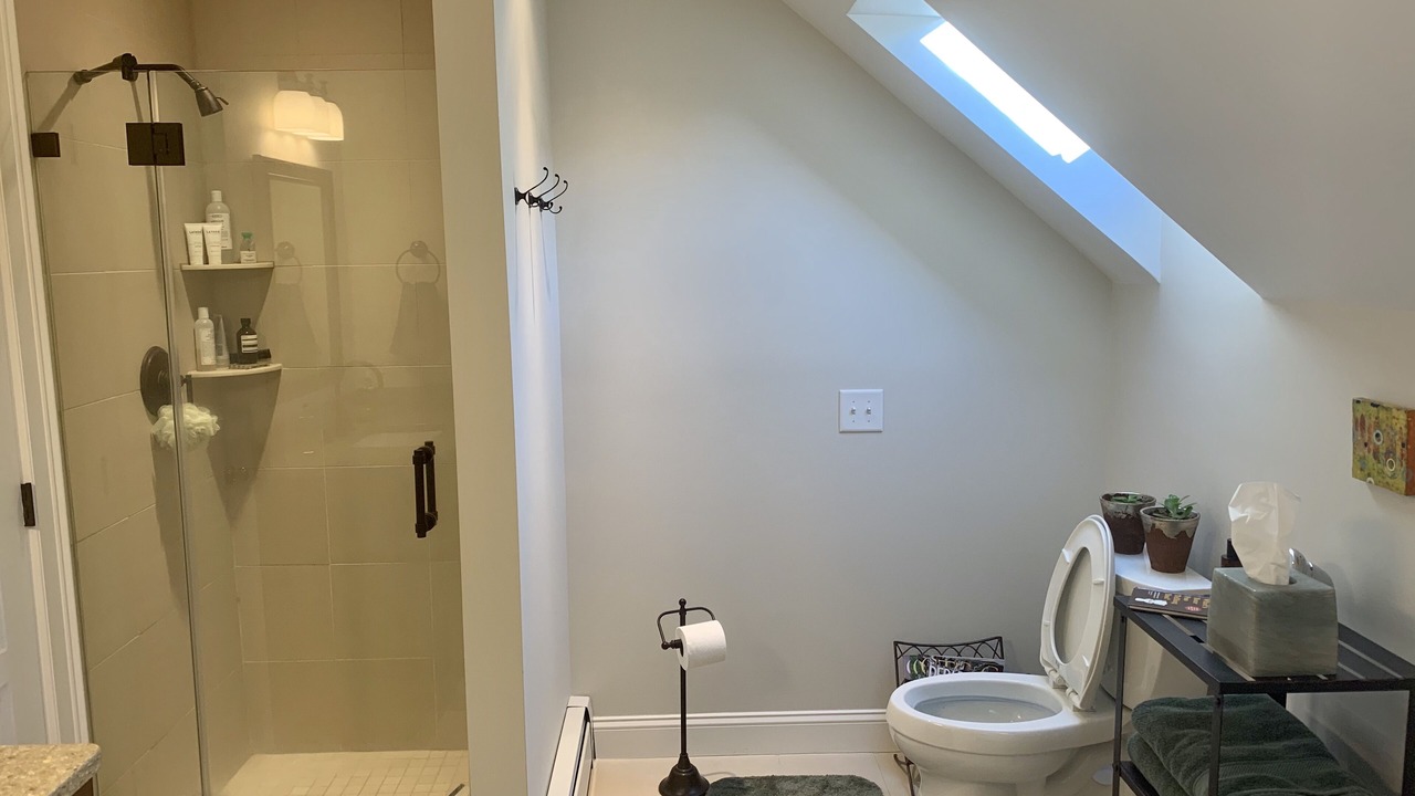 Photo of Bathroom in Roxbury