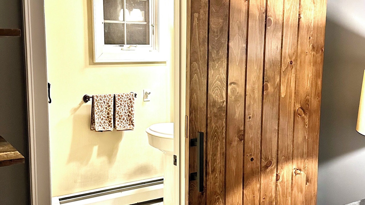 Photo of Bathroom in Roxbury