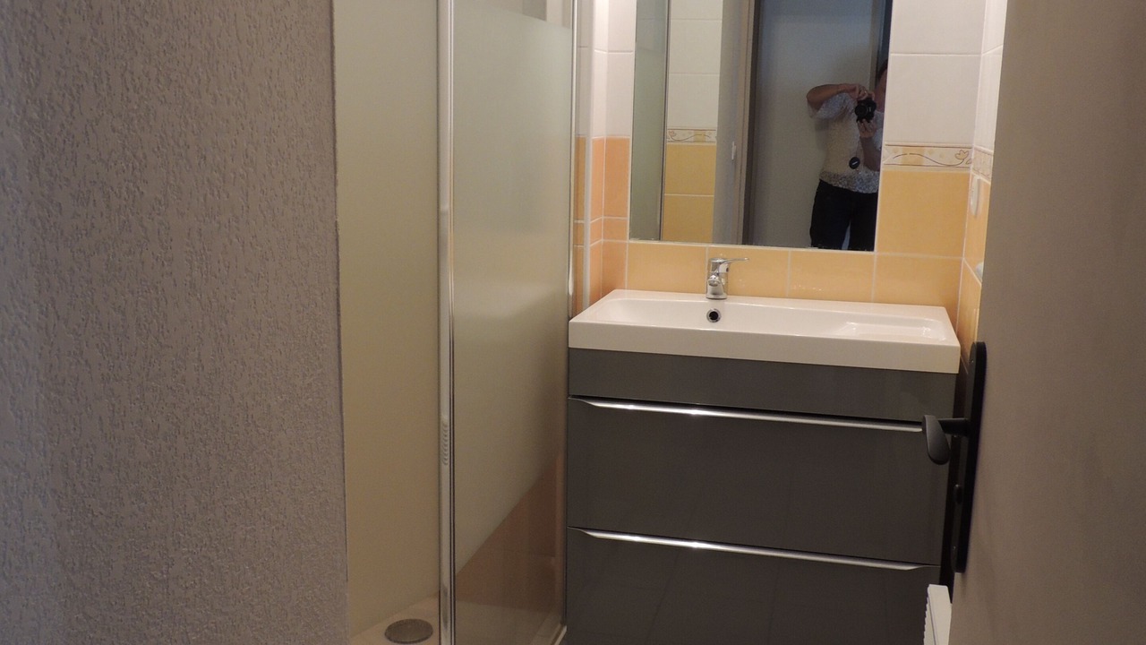Photo of Bathroom in Loriol-du-Comtat