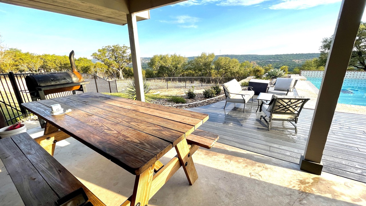 Photo of Outdoor in Ingram