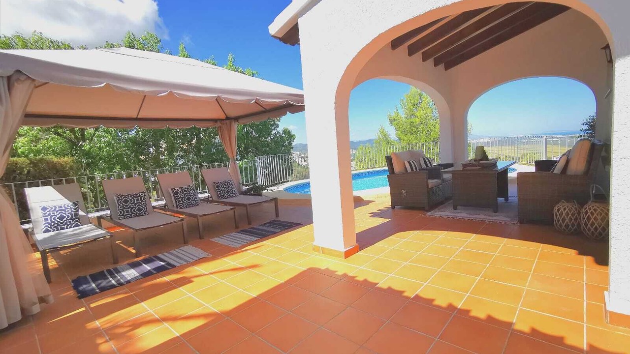 Photo of Patio Balcony in Rafol de Almunia