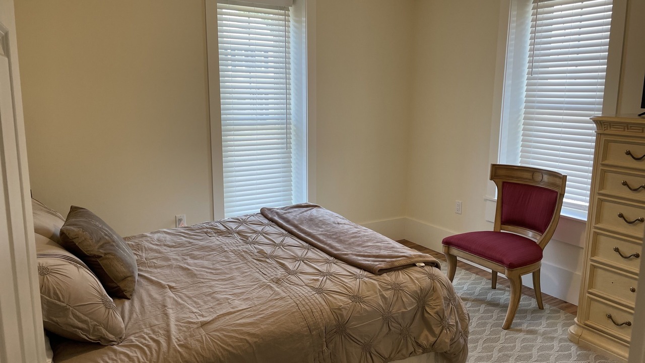 Photo of Bedroom in Brownstown