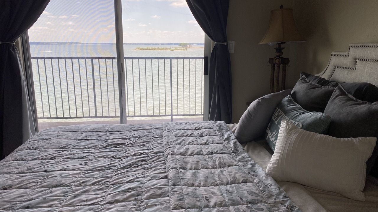 Photo of Bedroom in Seven Coves