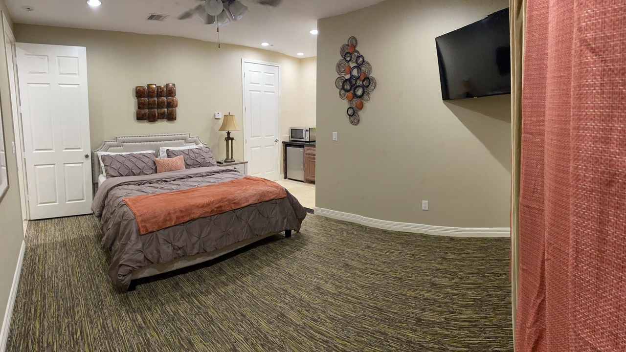 Photo of Bedroom in Seven Coves