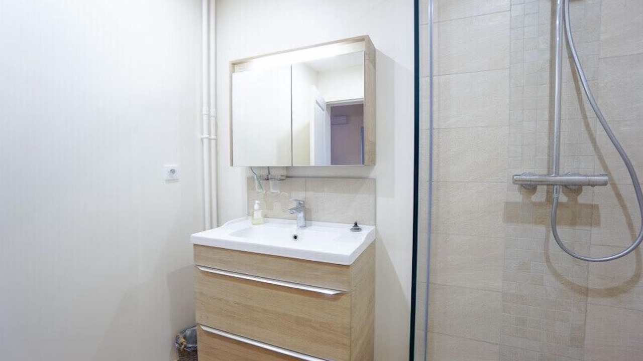 Photo of Bathroom in Levallois-Perret