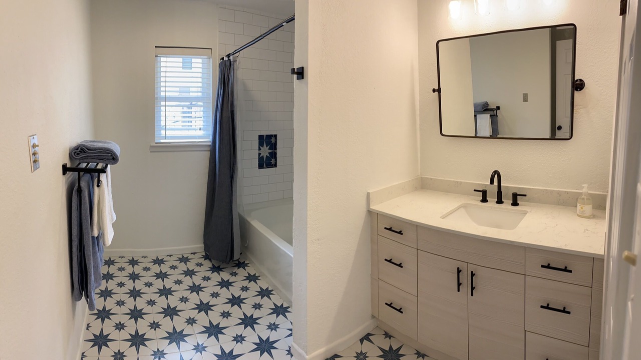 Photo of Bathroom in Kingsland
