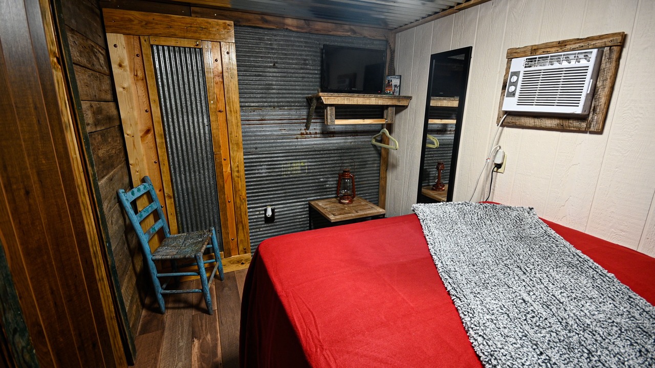 Photo of Bedroom in Compton