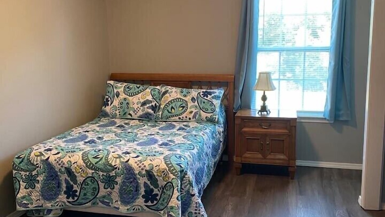 Photo of Bedroom in Broken Arrow