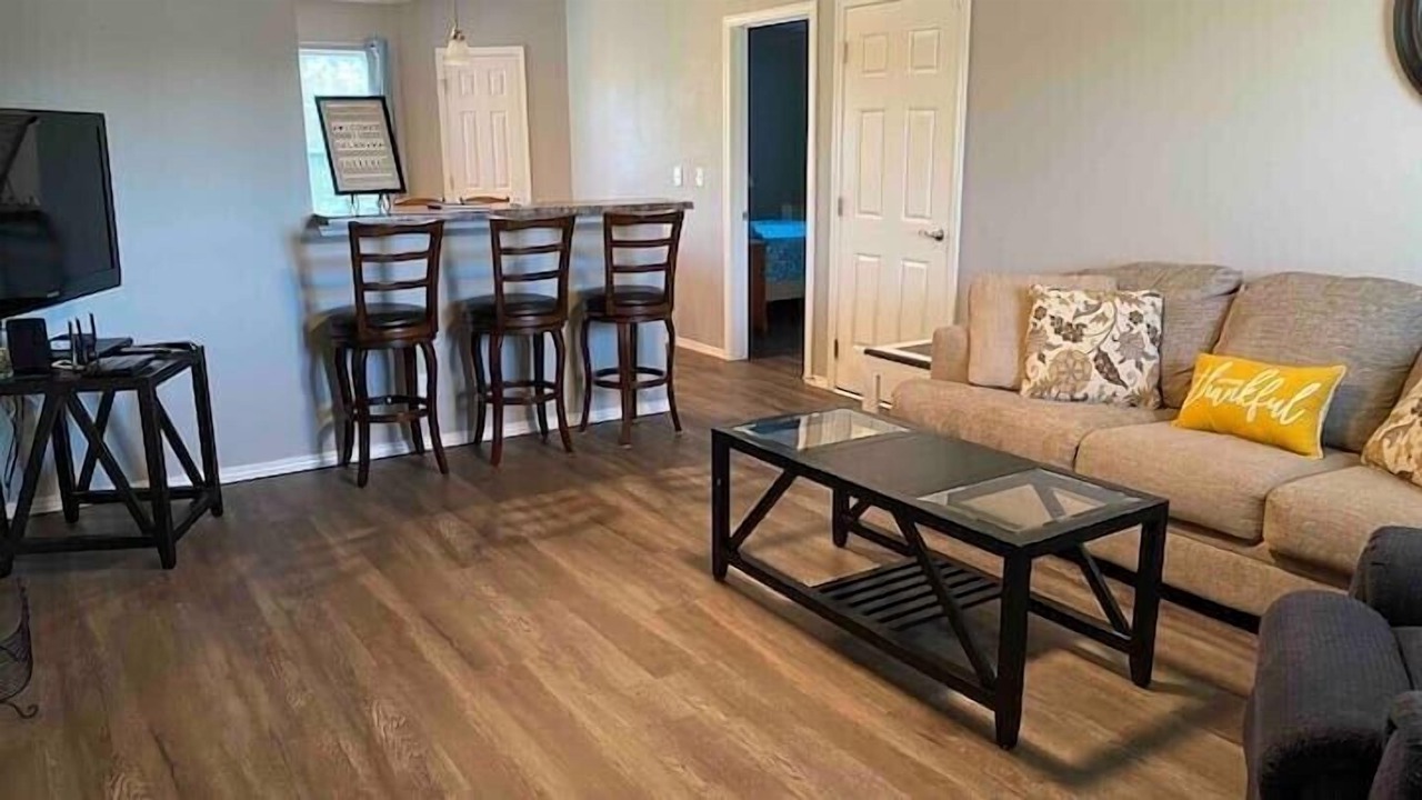 Photo of Livingroom in Broken Arrow