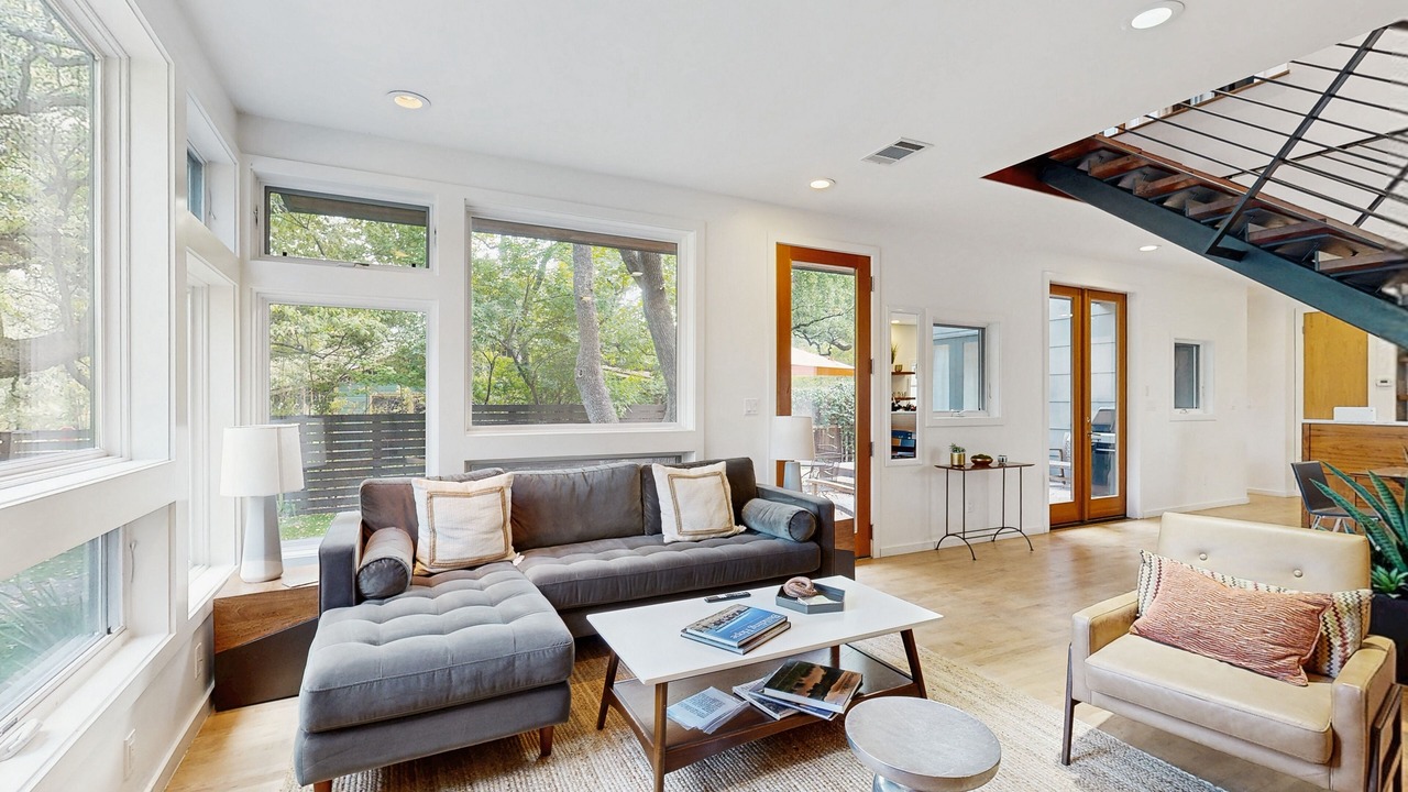 Photo of Livingroom in Travis Heights