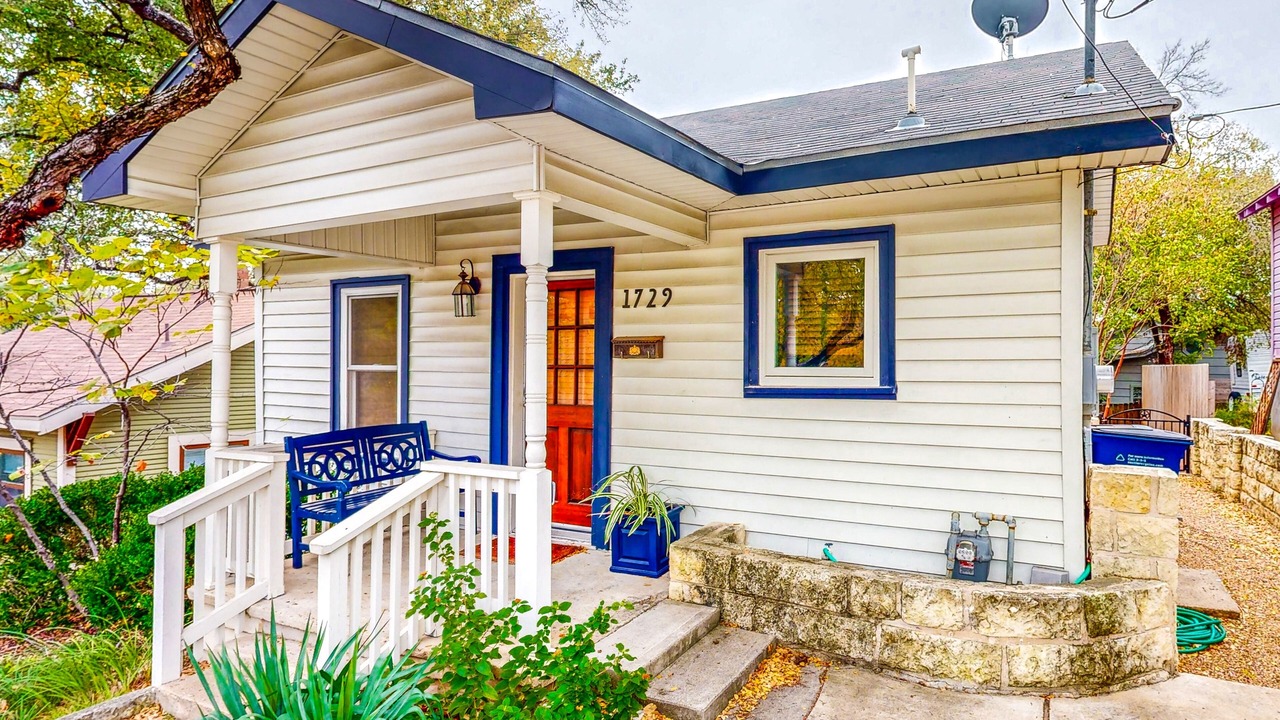 Photo of Outdoor in Clarksville