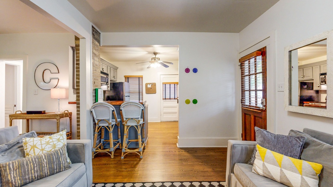 Photo of Livingroom in Clarksville