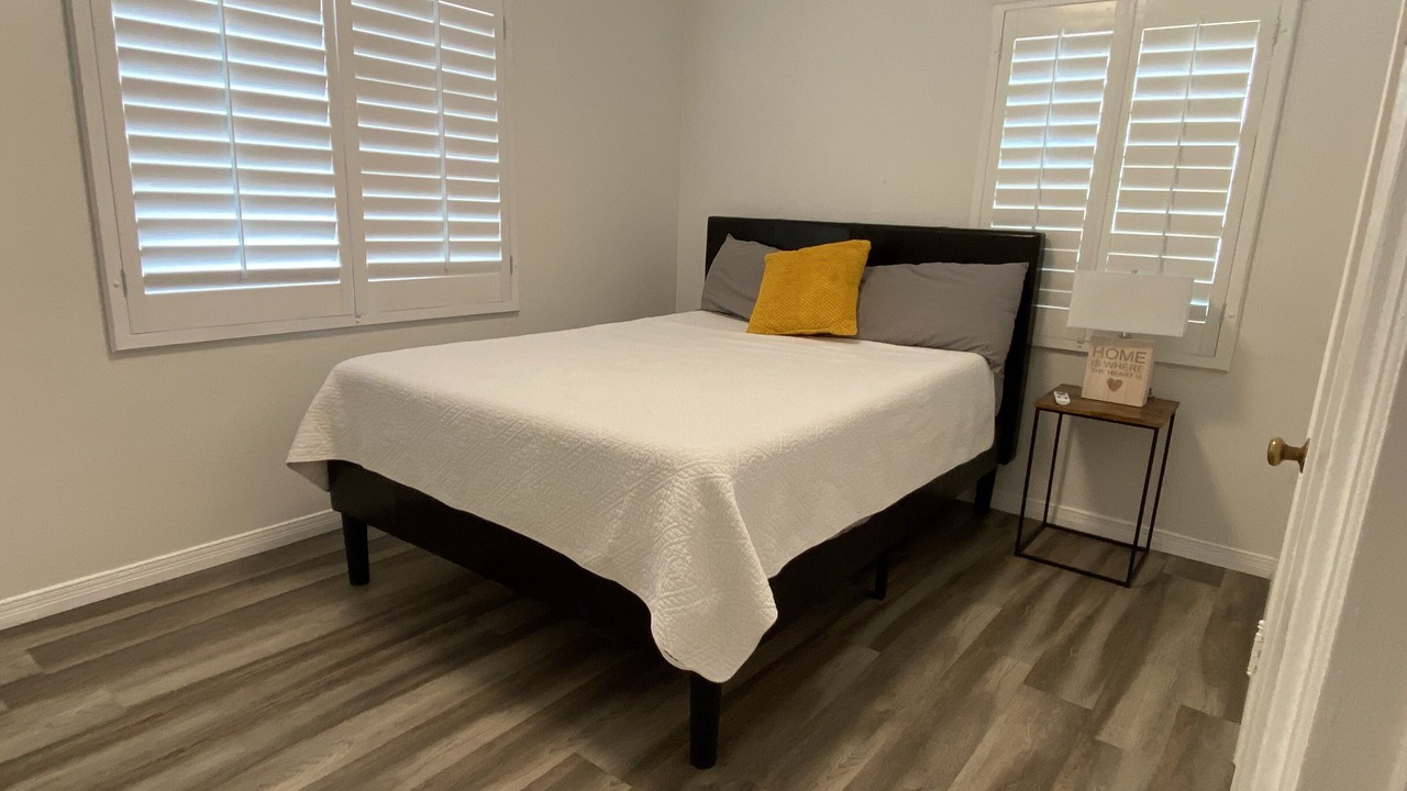 Photo of Bedroom in Timberwolf