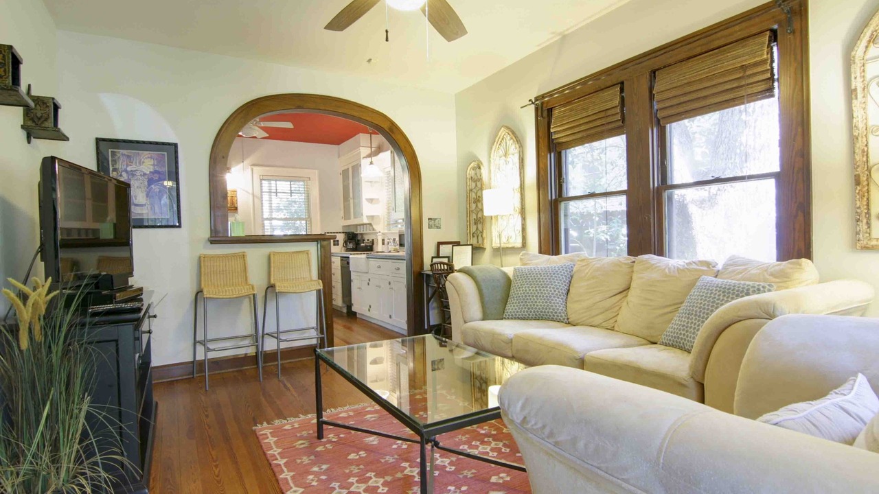 Photo of Livingroom in Hancock