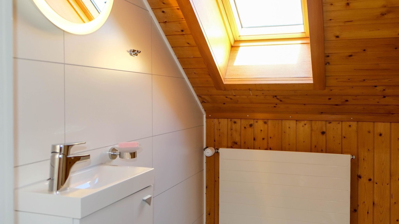 Photo of Bedroom in Gwatt