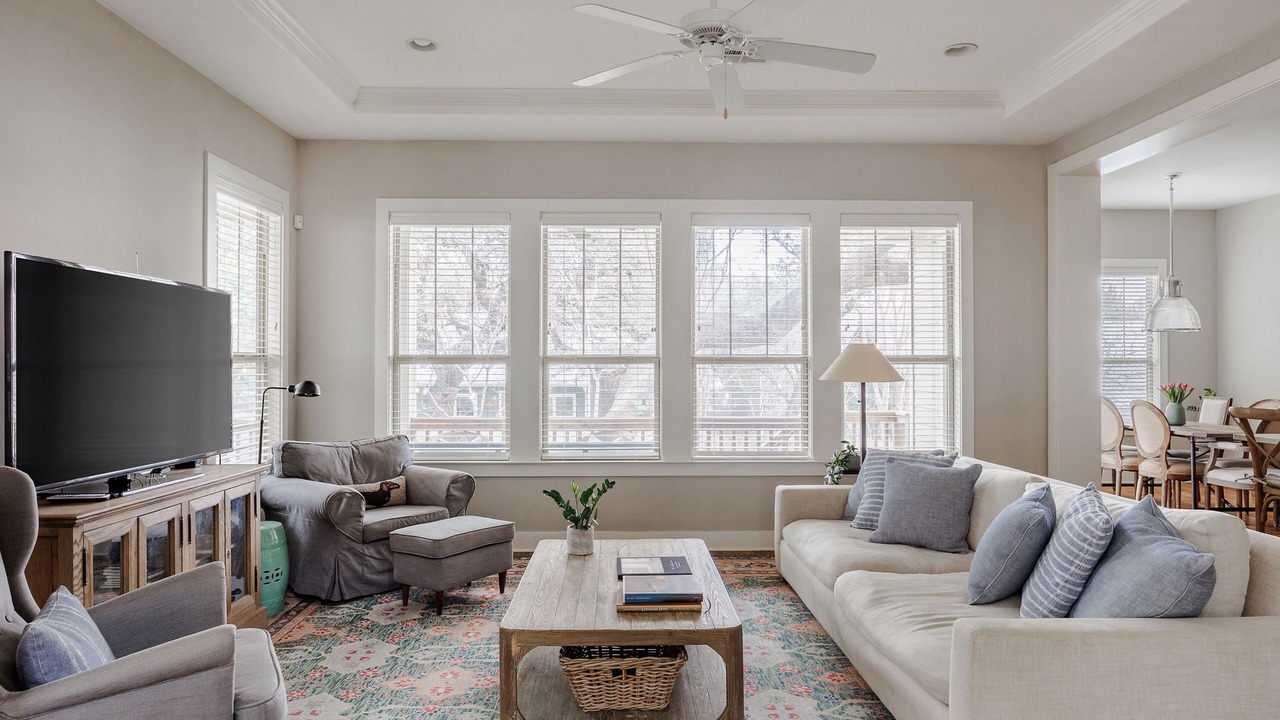 Photo of Livingroom in Travis Heights