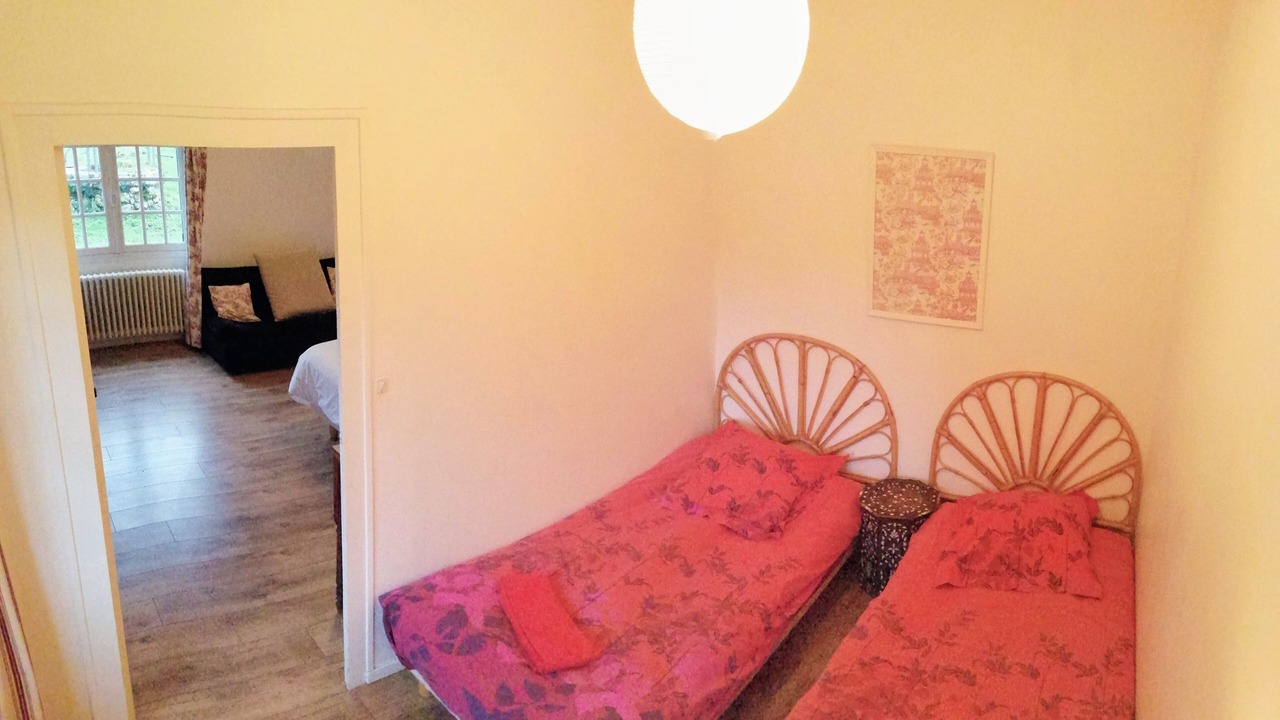 Photo of Bedroom in Pont-de-Ruan