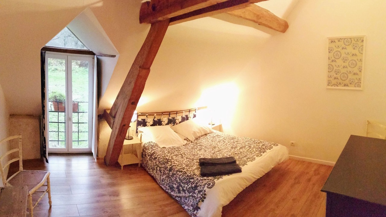 Photo of Bedroom in Pont-de-Ruan