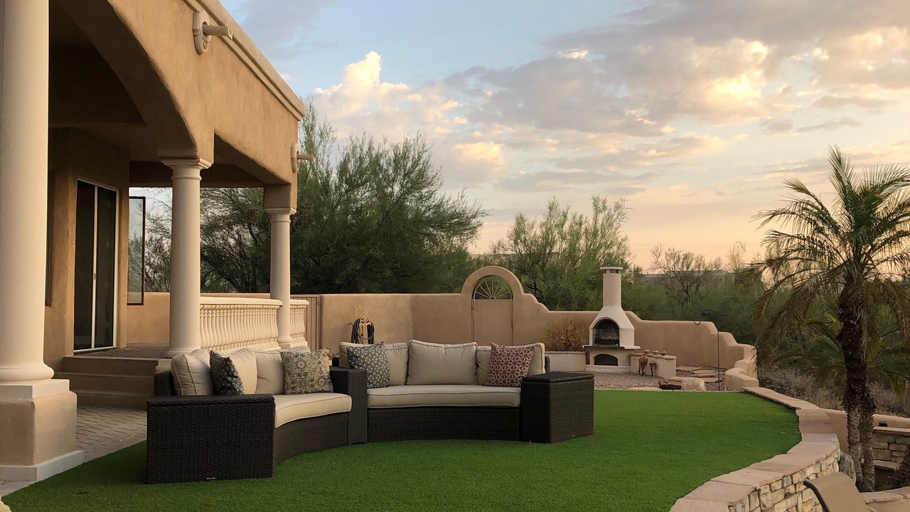 Photo of Outdoor in Canada Hills Estates