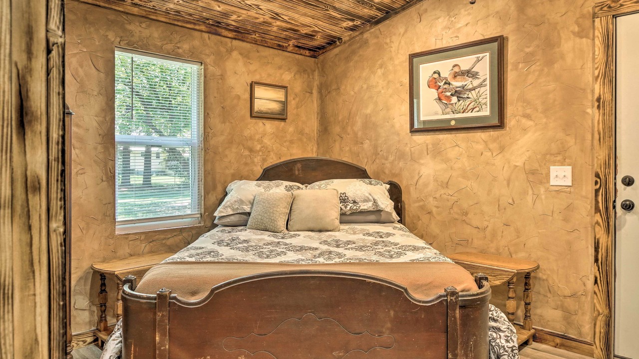 Photo of Bedroom in Emerald Beach