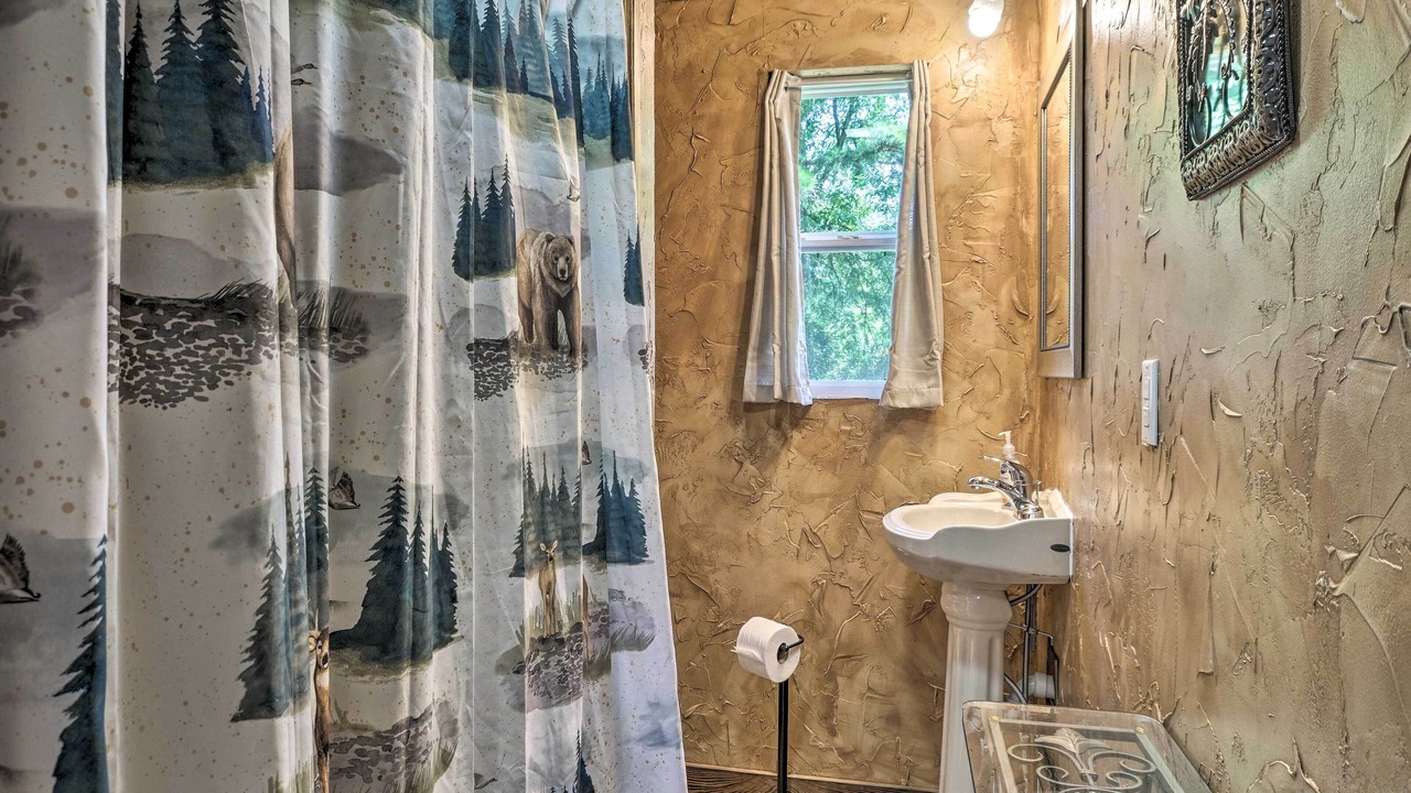 Photo of Bathroom in Emerald Beach